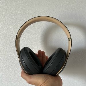 Beats Studio3 Wireless Headphones